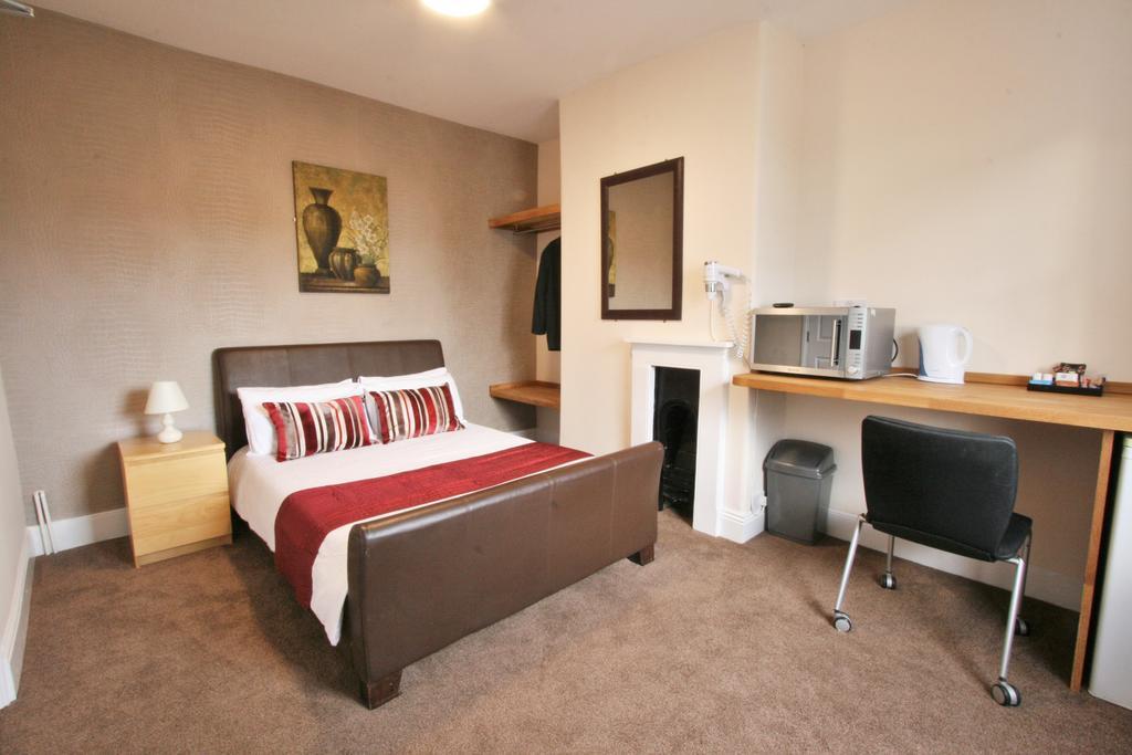 Central Hotel Cheltenham By Roomsbooked Экстерьер фото